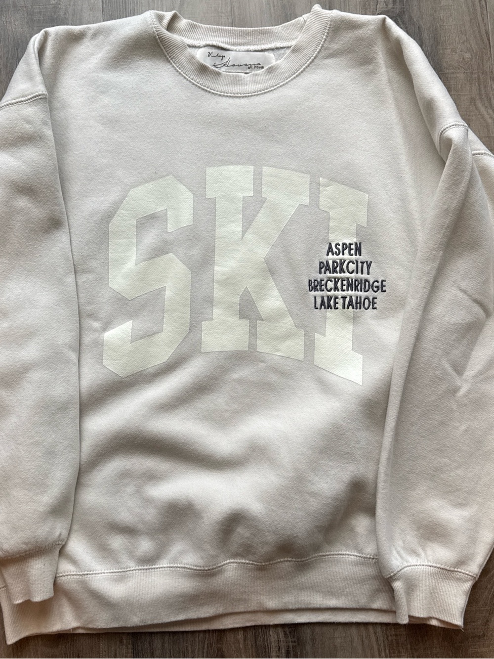 Vintage Havana Cream 'SKI' Graphic Crewneck Sweater
